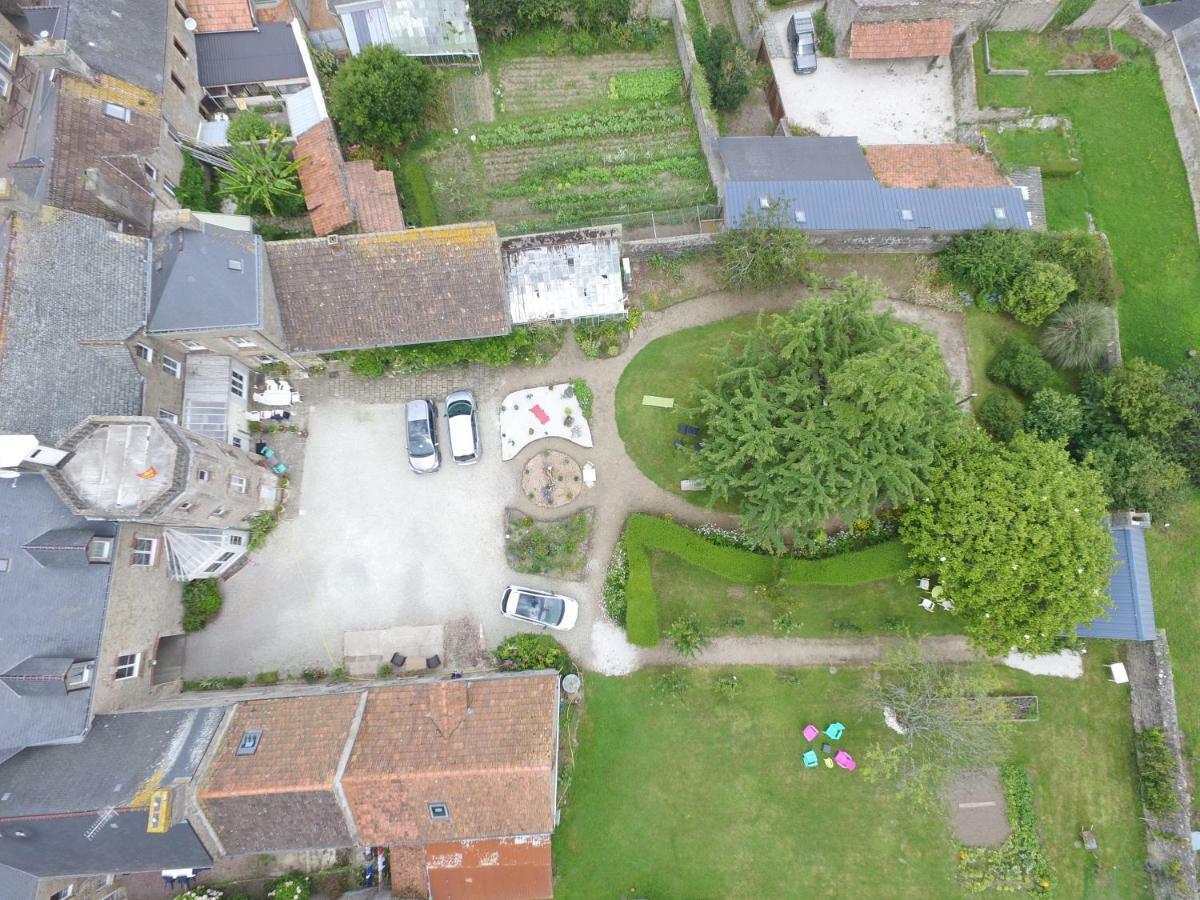 La Tourelle En Normandie Saint-Pierre-Eglise Exterior photo